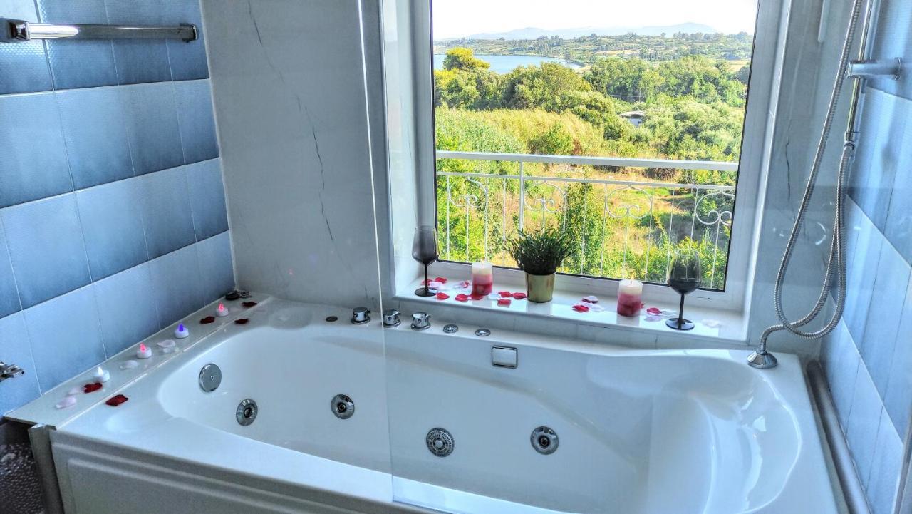 شقة The Elysian At Nicopolis Jacuzzi Nikopolis المظهر الخارجي الصورة